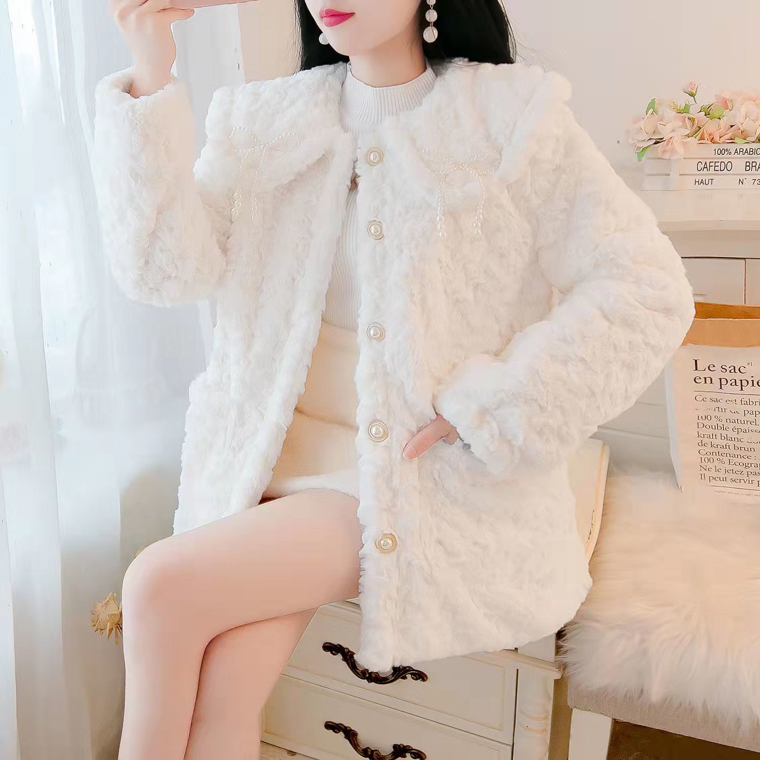 Imitation rabbit fur short coat women  winter new thickened warm fashion all-match doll collar furry coat tide