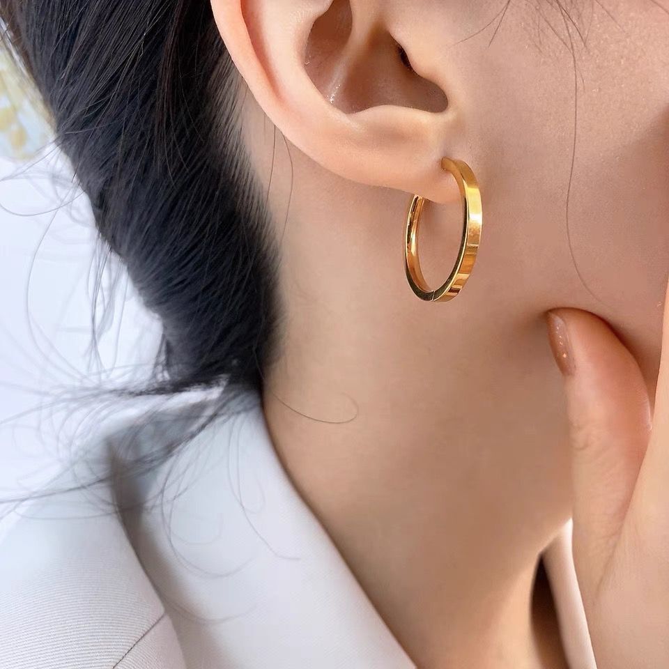 S925纯银素圈耳环小众设计感高级耳扣耳钉2023年新款潮秋冬耳饰女