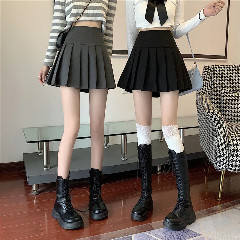 New spring new small high waist A-line skirt female large size fat mm pleated skirt black short skirt