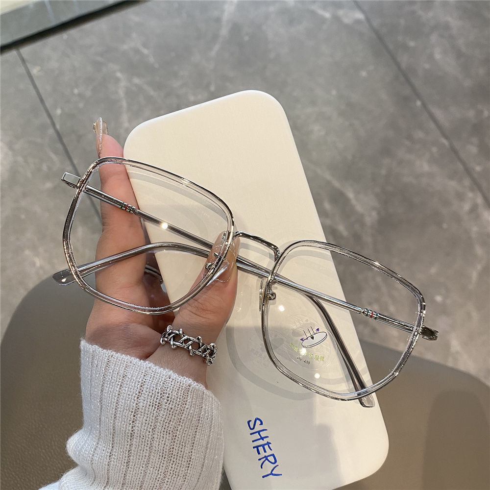 Xiaohongshu same style black plain glasses female round face look thin all-match anti-blue light goggles plain glasses can be equipped with degrees