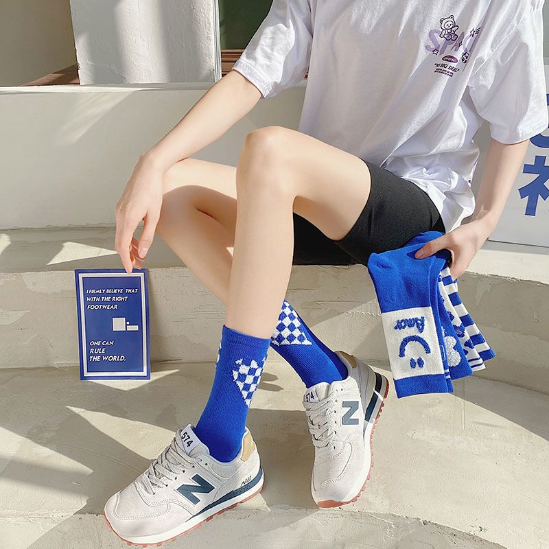 Net red Klein blue checkerboard latest socks pure cotton mid-tube socks spring and summer flowers net red zebra pattern