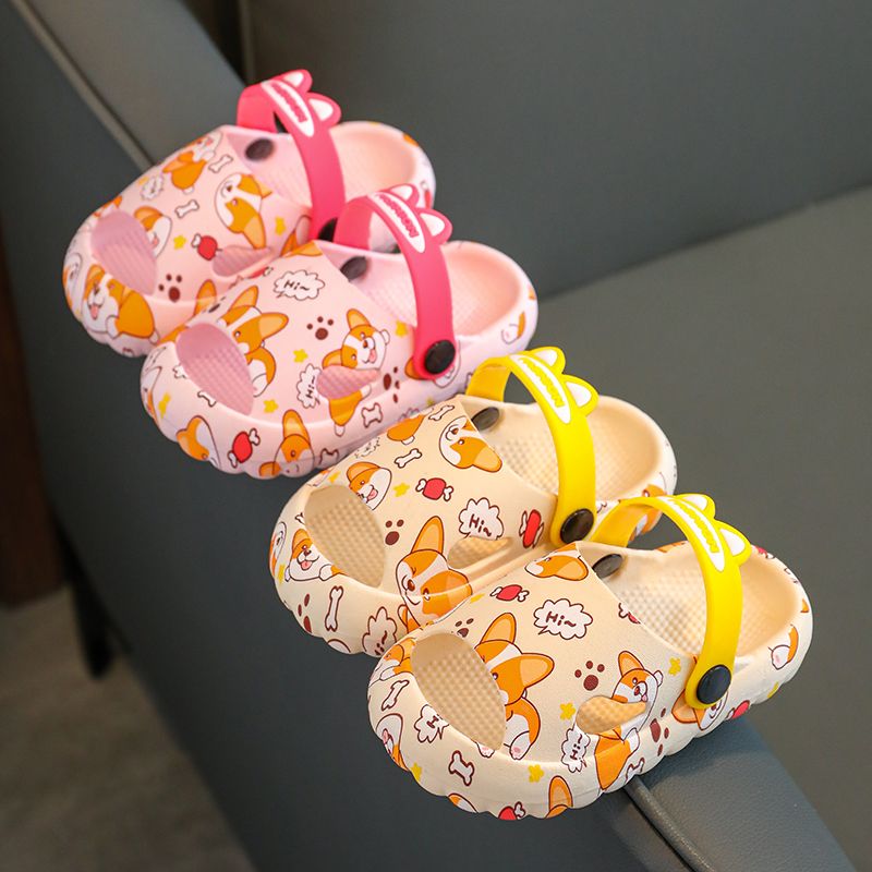 Children's sandals and slippers summer cartoon boy child Baotou non-slip indoor cute small and medium children bathroom bath girl