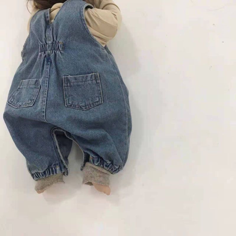 Korean version of ins spring and autumn children's clothing boys and girls loose personality open file large pp overalls denim climbing pants