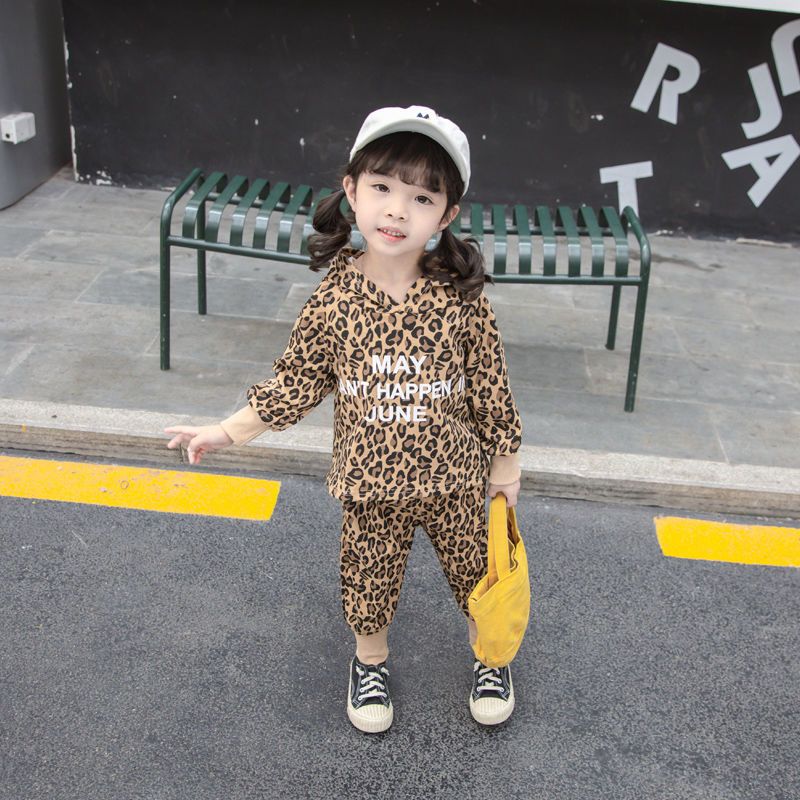 Children's clothing  spring girls' new casual three-piece suit baby girl cartoon suit going out spring clothing