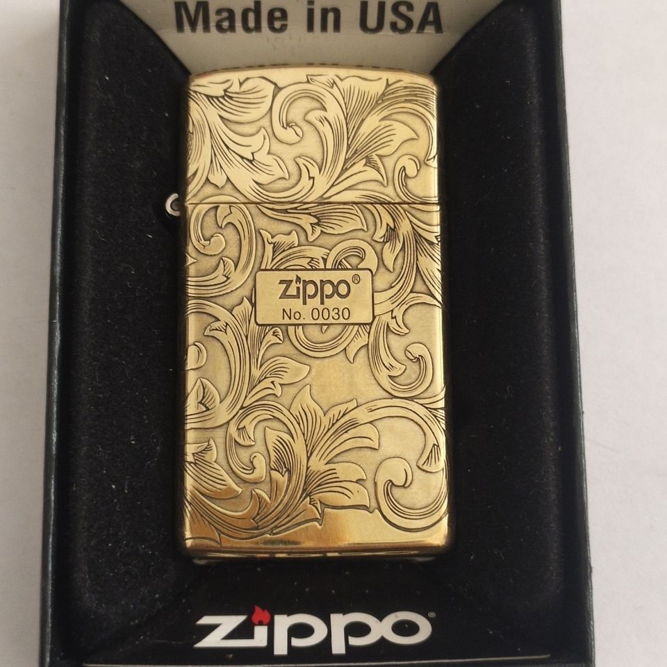 zippo图片大全与价格表,zippo年册 zippo正品在册五面唐草纤巧机,库存有限,直拍联系客服改价