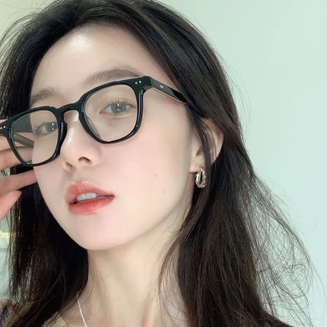 gm新款素颜眼镜防蓝光平光镜小红书同款眼镜框可配度数男女同款