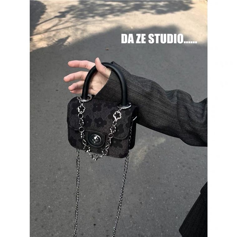 小包包女2021新款潮鏈條斜挎包ins小眾高級感質感黑色迷你小方包