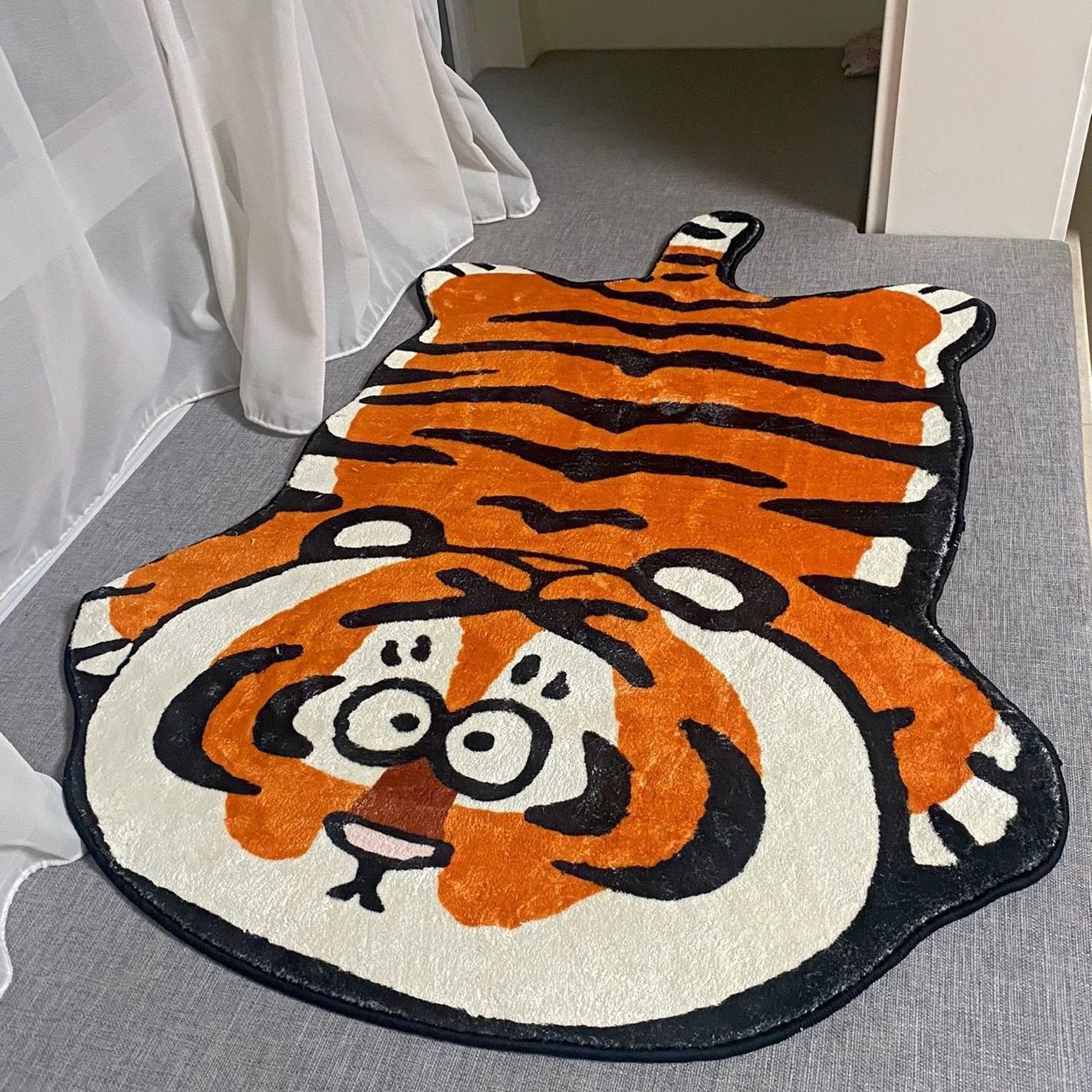 Ins imitation cashmere thickened fat tiger floor mat bedroom bedside carpet girl cloakroom water absorption bathroom non slip foot pad