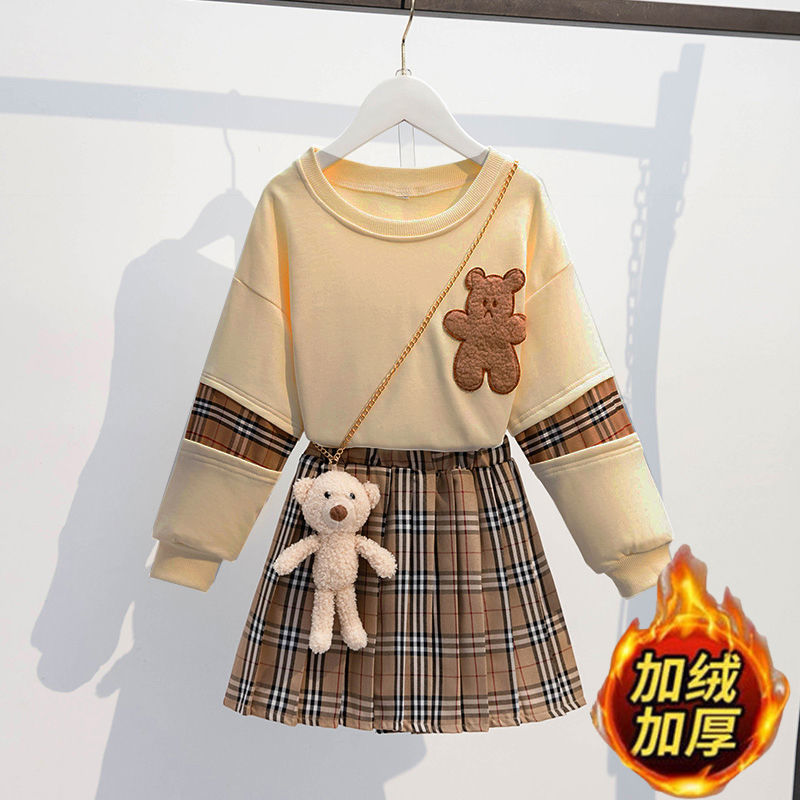 大碼女裝春季套裝女2023新款遮肉顯瘦減齡小熊上衣百褶短裙兩件套