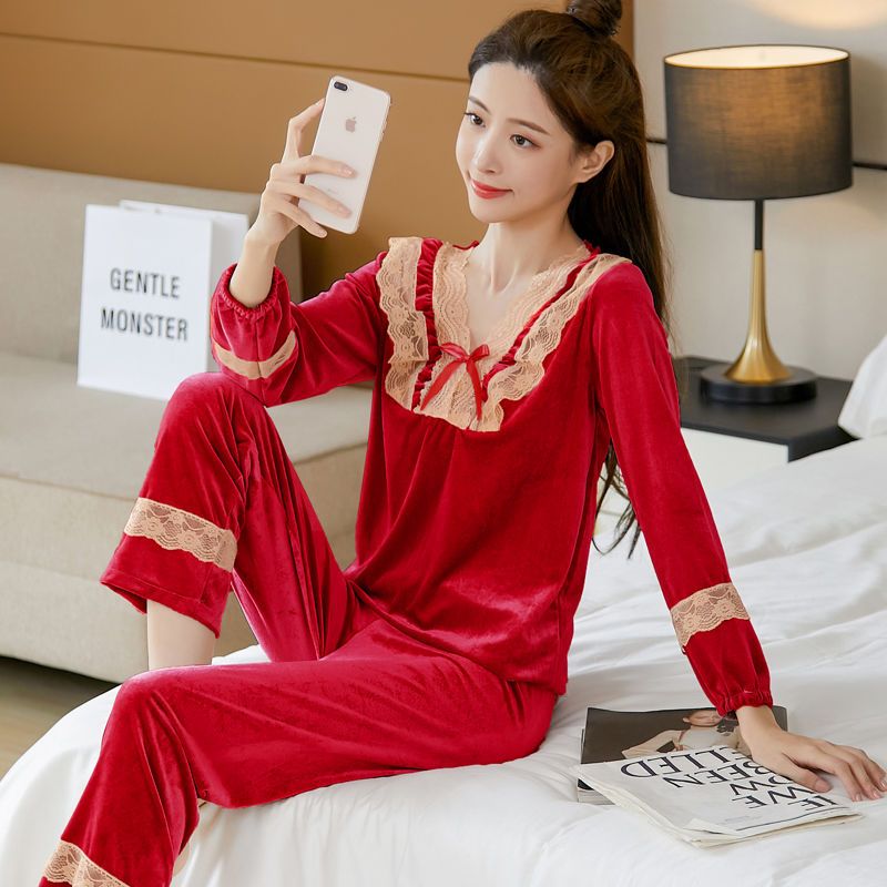 Pajamas women's suit gold velvet material loose and comfortable Korean style can be worn outside fashion sexy v-neck net red hot style