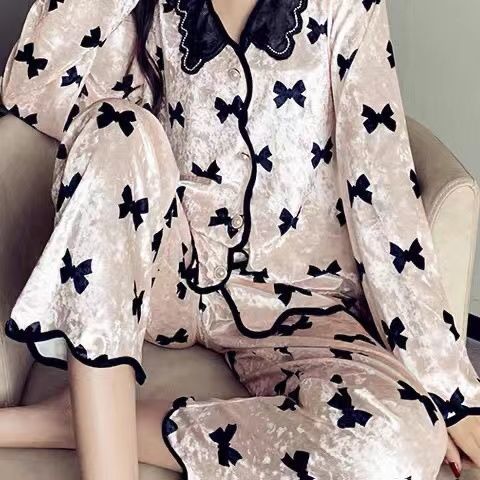 Gold diamond velvet black peach heart suit pajamas for women Internet celebrity popular Korean style spring, autumn and winter can be worn outside home clothes loose