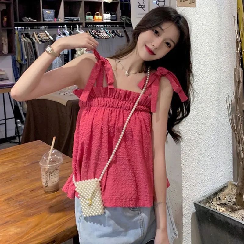 Sweet and spicy style sleeveless with a small sling design sense niche summer  new fried street vest chic top women