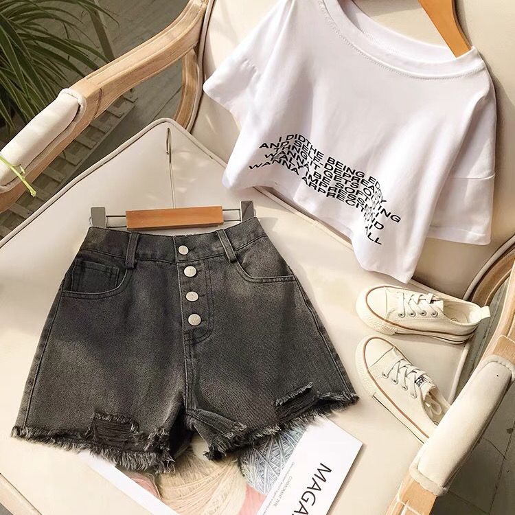 Girls' denim shorts summer clothes 2022 outer wear new pants children's summer raw edge pants middle and big children's hot pants thin section