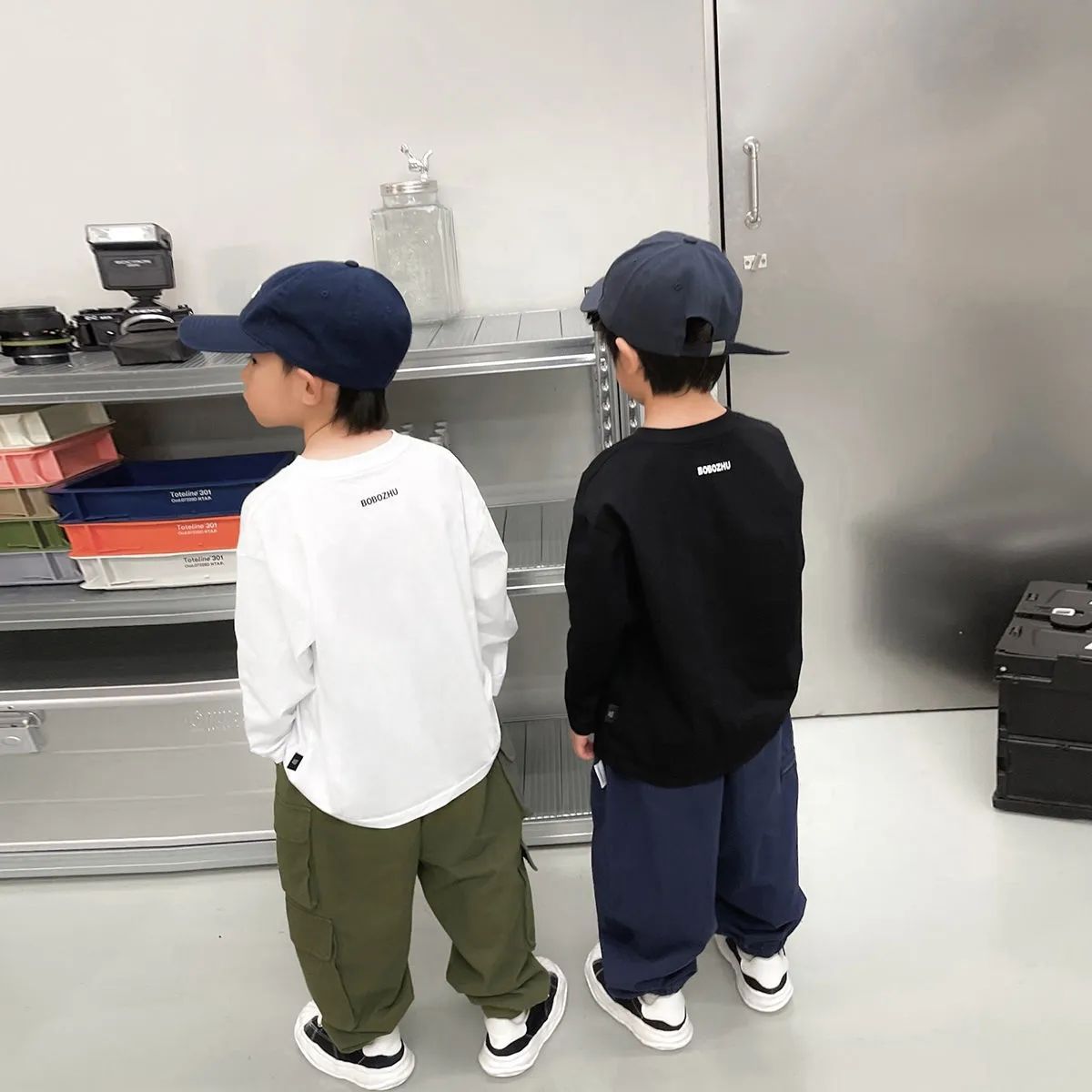 Cotton children's clothing boys long-sleeved T-shirt trendy brand 2022 new middle and big children's baby tops bottoming spring clothes