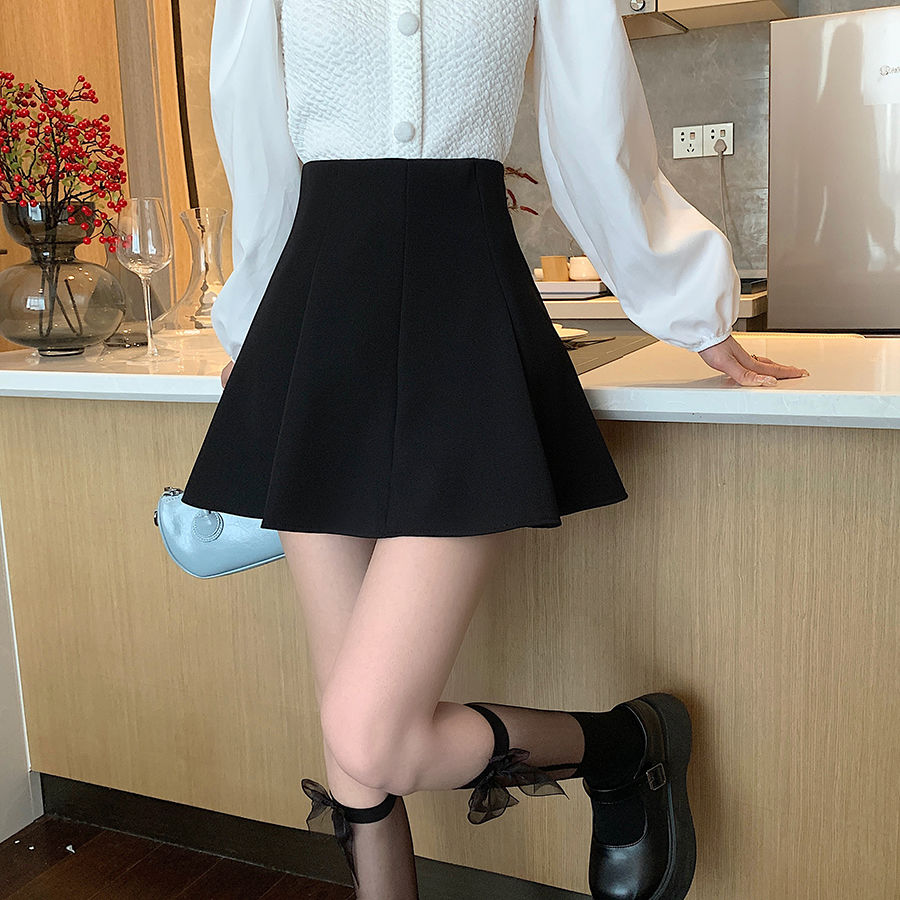 A-line skirt  spring new college style pleated skirt high-waisted short skirt black slimming crotch-covering skirt for women