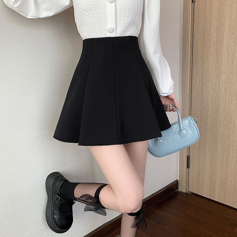 A-line skirt  spring new college style pleated skirt high-waisted short skirt black slimming crotch-covering skirt for women