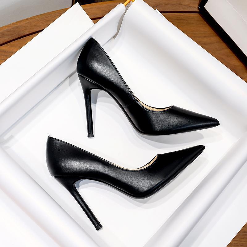 Black high-heeled shoes women's spring 2023 new French design sense niche temperament stiletto soft leather professional shoes