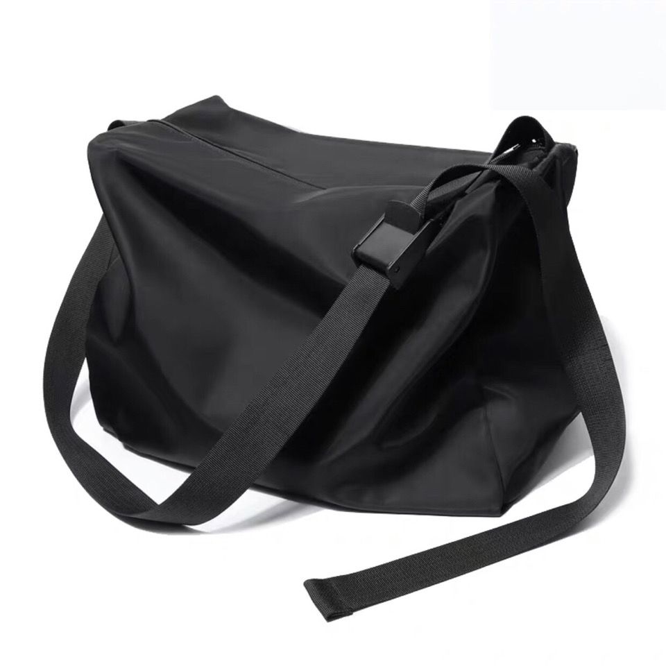  New Green Summer Casual Messenger Bag Men's Large Capacity Fitness Bag Star Same Style Bag Women's Shoulder Bag