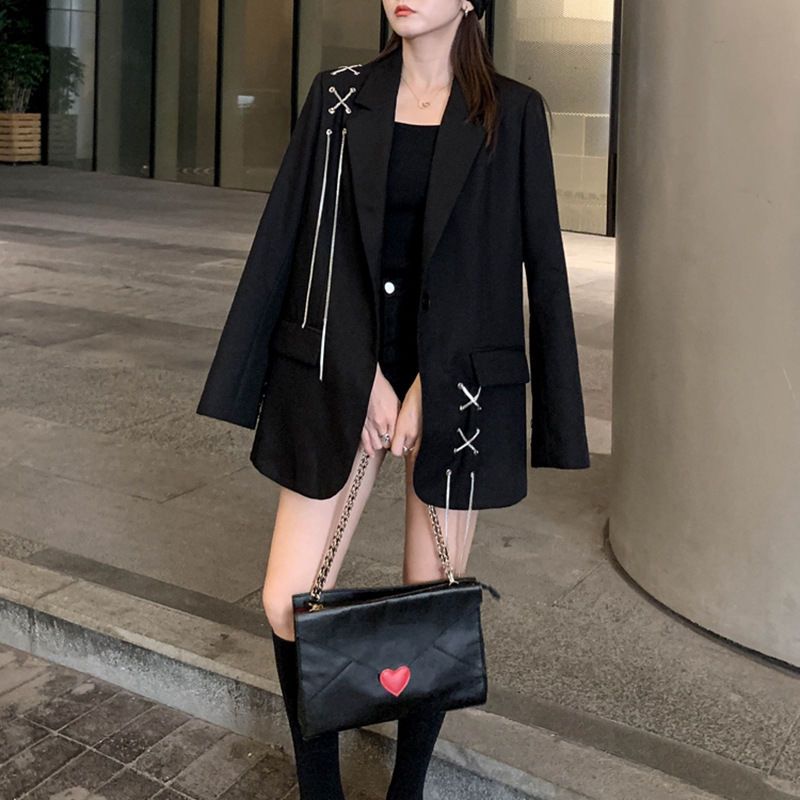 Black suit jacket women's autumn and winter design sense niche fried street temperament loose small casual suit