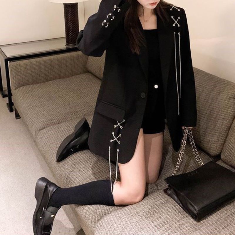 Black suit jacket women's autumn and winter design sense niche fried street temperament loose small casual suit