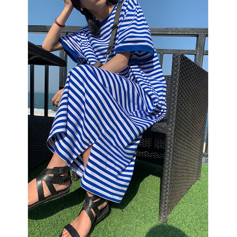Fat MM extra large size 300 catties striped T-shirt skirt summer loose hidden meat slimming short-sleeved dress over-the-knee super long skirt
