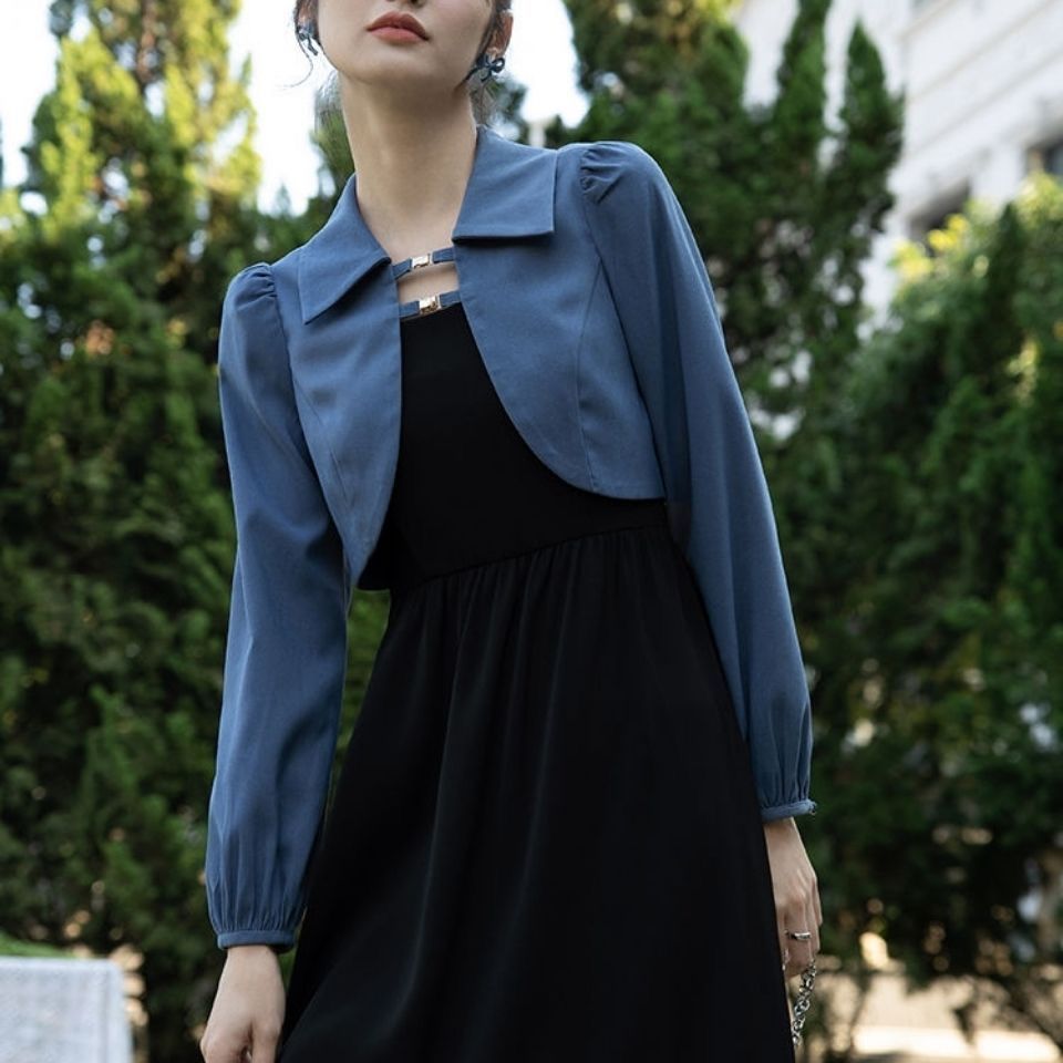 套裝女裝兩件套時尚2023新款春女赫本復古吊帶小眾設計法式連衣裙