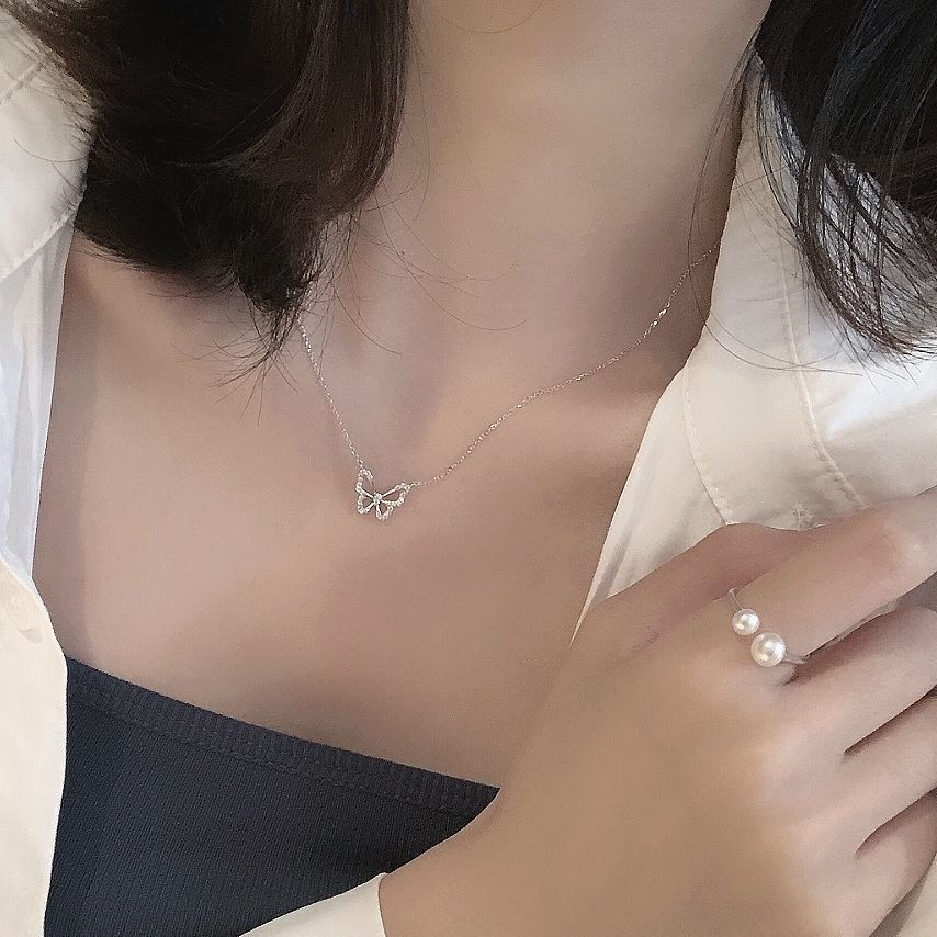 Hollow butterfly diamond necklace female ins tide net red temperament collarbone chain niche design sense simple forest necklace