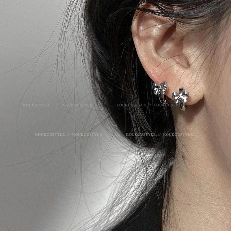 Retro geometric twisted earrings women's  new trend Korean temperament net red earrings high-end sense earrings earrings