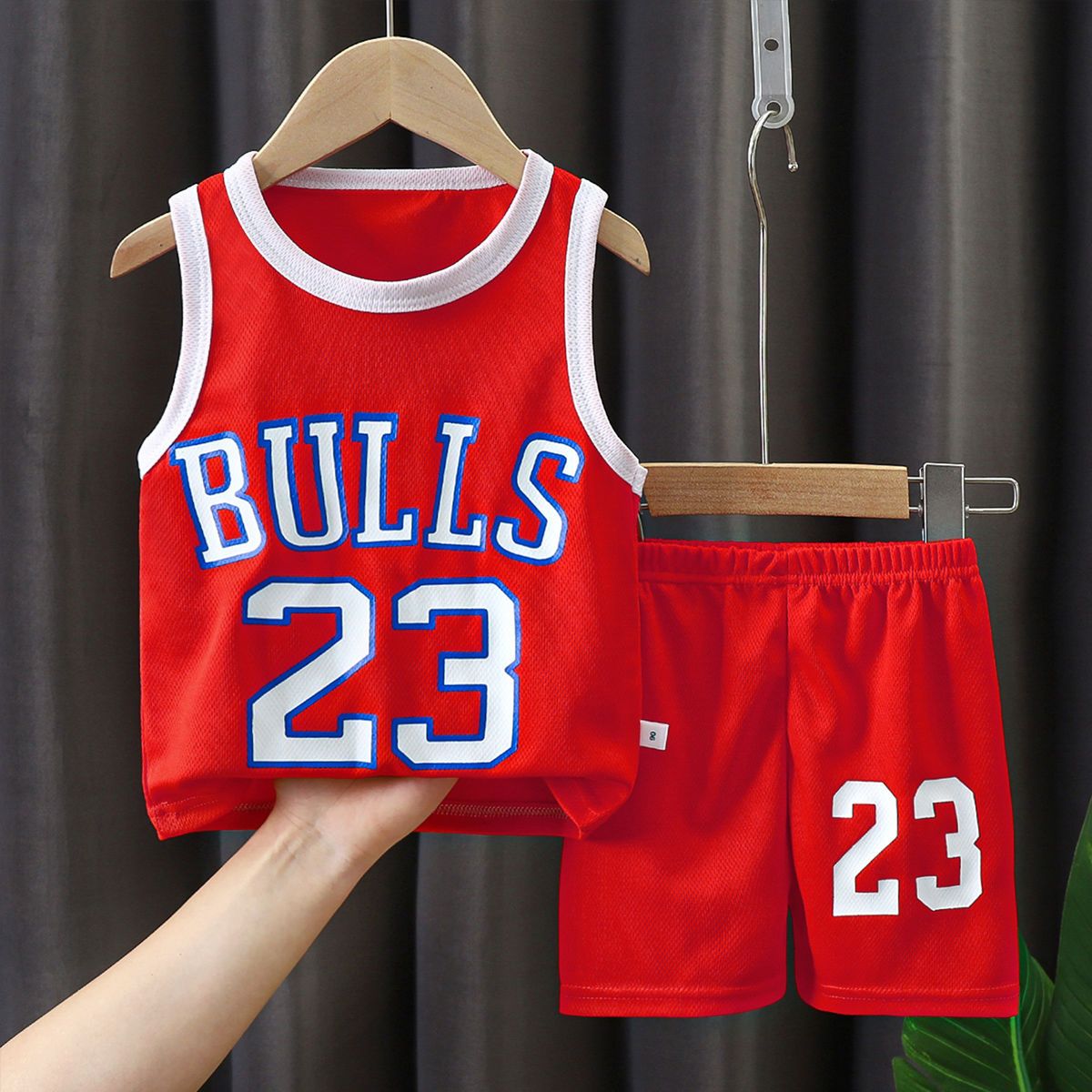 Children's short sleeved basketball suit, boys' and girls' T-shirts, primary and secondary school students' kindergarten sportswear, jerseys, performance clothes, fashion