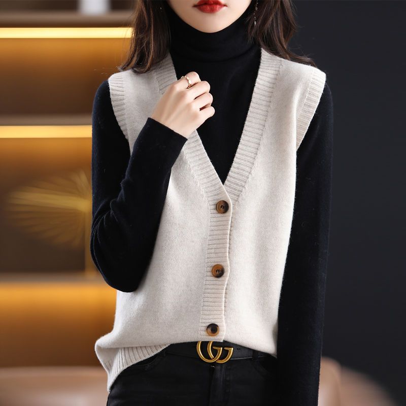 Soft glutinous V-neck vest cardigan women's sleeveless knitted vest  early spring new loose sweater outer wear vest pure
