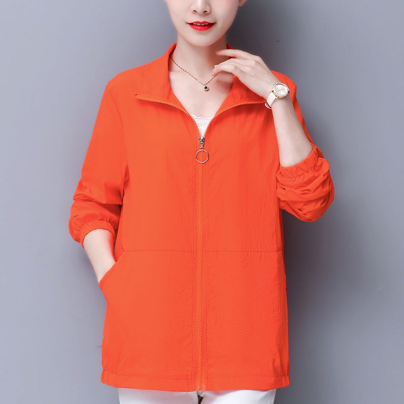 Sun protection clothing for middle-aged and elderly women, summer anti-UV long-sleeved tops, new large size short mother's wear sun protection clothing