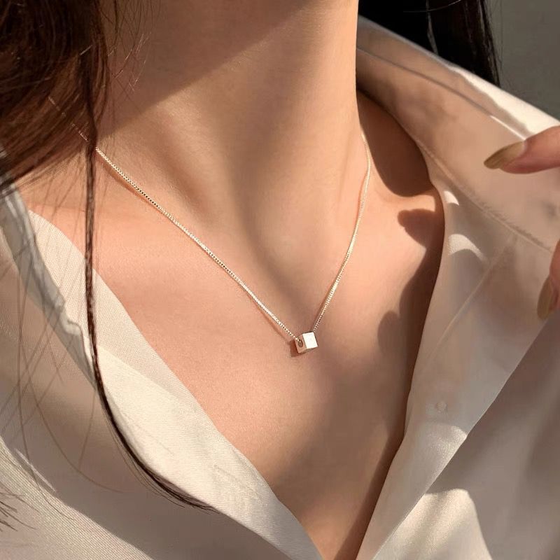 S925 women's necklace sterling silver brushed square simple versatile short clavicle chain Japanese and Korean pendant clavicle chain advanced