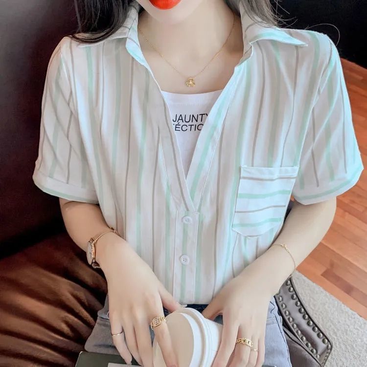 Summer printed striped fake two-piece short-sleeved shirt women's new design sense niche all-match shirt chic top trend