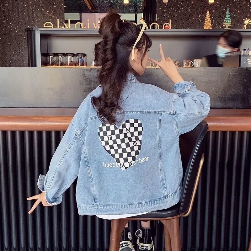 Girls denim jacket 2023 new spring clothes little girl fashion foreign style spring and autumn children's short top jacket