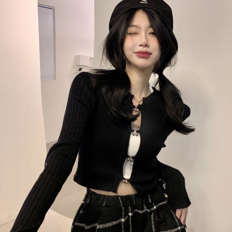 2022 Spring New Spice Girls Knitted Sweater Design Sense Niche Pure Desire Hollow Knitted Sweater