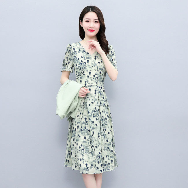 Dress fashion small suit coat women's 2022 spring new two-piece suit western style floral skirt spring summer suit