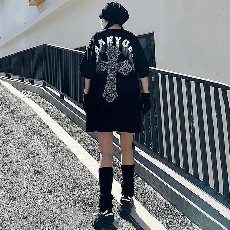 National tide short-sleeved t-shirt female design sense summer niche American oversize cross hip-hop hot girl top ins