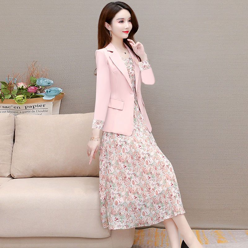 Floral dress two piece set women's spring 2022 new slim and age reducing small suit temperament goddess suit skirt