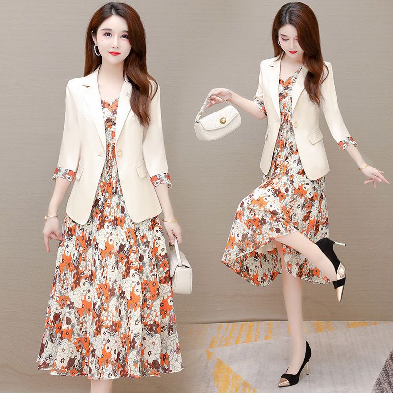 Floral dress two piece set women's spring 2022 new slim and age reducing small suit temperament goddess suit skirt