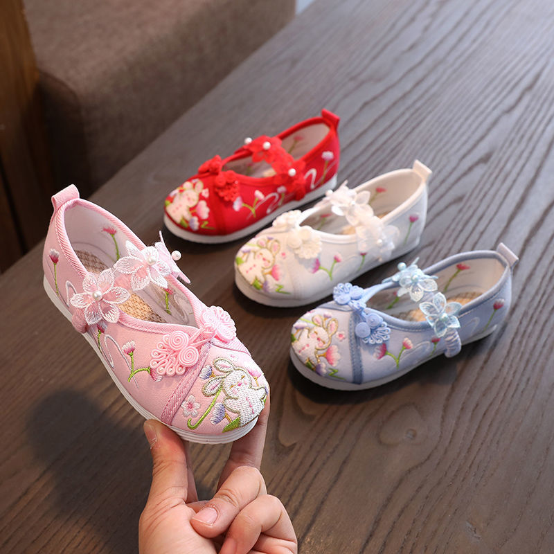 Girls' ancient costume embroidered shoes Chinese style children's Hanfu shoes ancient style baby dance shoes kindergarten performance shoes spring