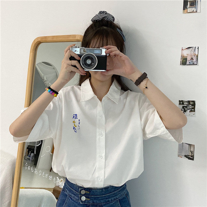 Short-sleeved shirt Hong Kong-style shirt women's summer  loose Korean version of the niche design sense ladies mid-sleeve all-match tops