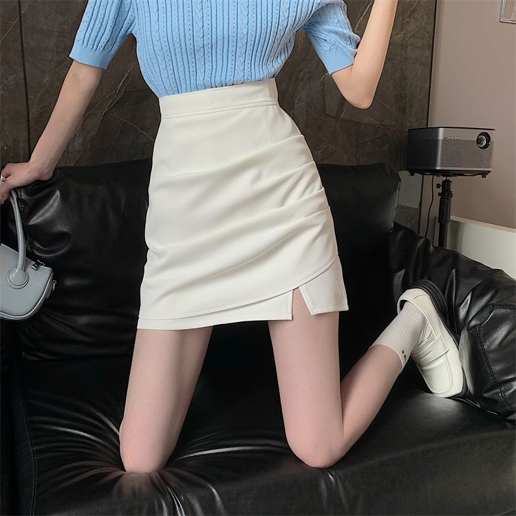 2023 Autumn and Winter New High Waist Irregular Pleated Skirt Women's A-Line Slimming Hip Skirt Anti-Exposed Short Skirt
