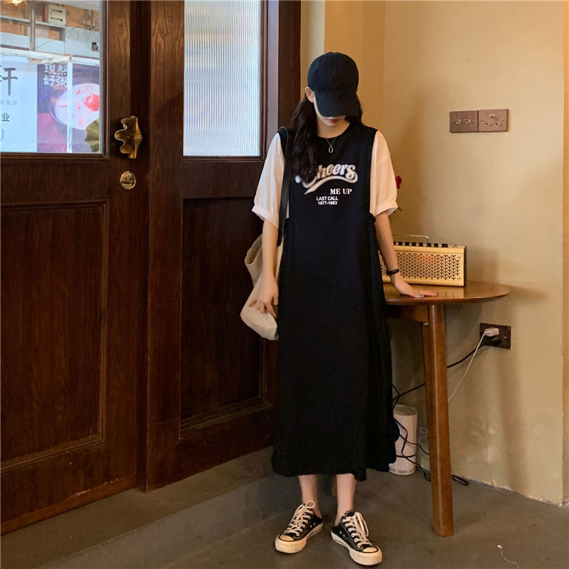 Stitching fake two-piece dress fat MM extra large size 300 catties loose hidden meat slimming letter print over-the-knee T-shirt skirt