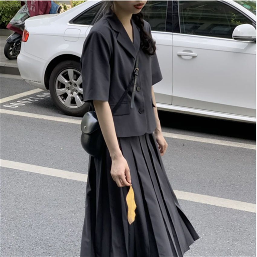 西裝套裝女夏短袖薄款韓版半身裙百褶裙小個子灰色韓系復古兩件套