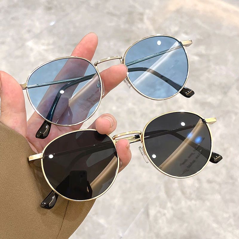 2022 New Model Women's Sungl, High-Style, TikTok And Instagram Trendy, UV-Protective, Round-Face, Round-Frame_voghion.com