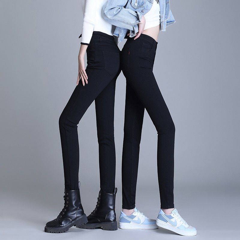 Black high-waisted jeans women's 2022 autumn and winter new slimming skinny elastic feet trousers with velvet and thickening