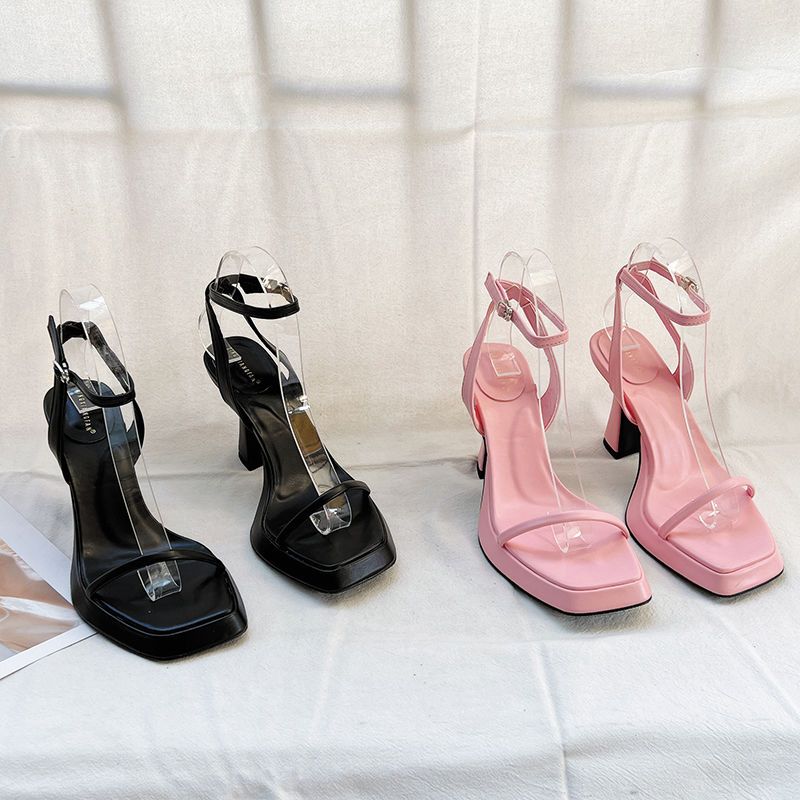 春夏粗跟一字带高跟鞋设计感小众粉色性感防水台方头凉鞋女