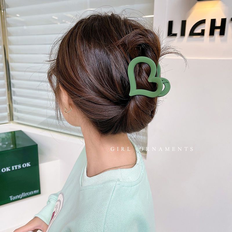 Love medium-sized hairpin on the back of the head Korean elegant temperament shark hairpin hairpin hairpin headdress for women