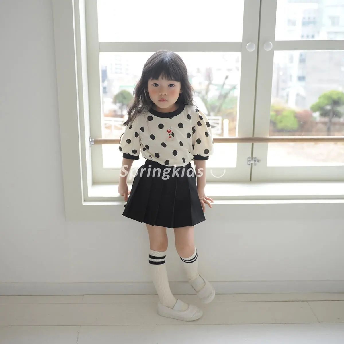 韩国童装中小童可爱波点小清新上衣韩版精致刺绣小熊女童儿童T恤