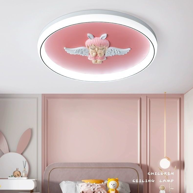卧室灯简约现代温馨浪漫创意儿童房2023年新款太空宇航员吸顶灯具